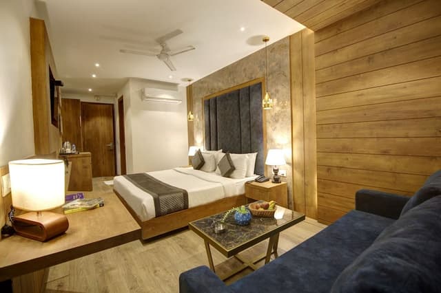 Presidential Suite, City View