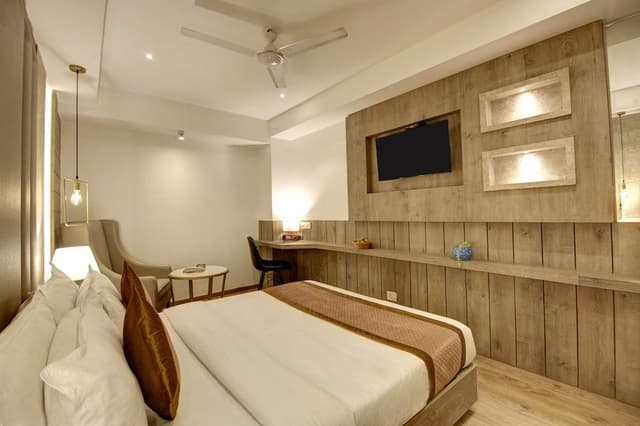 Executive Room