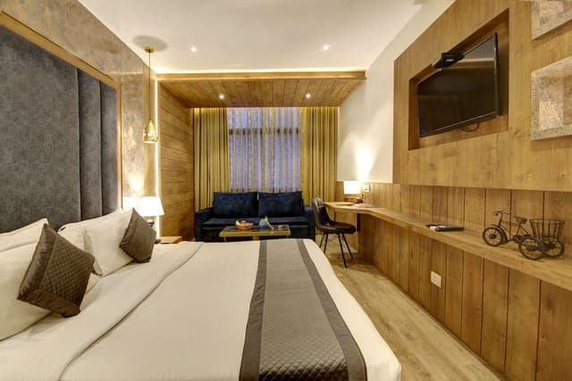 Presidential Suite, City View