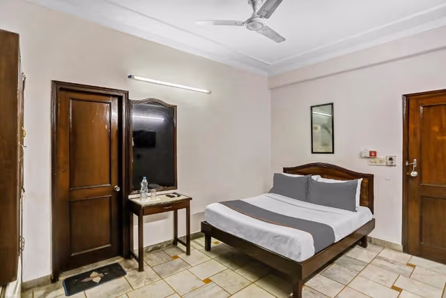 Classic Double Room