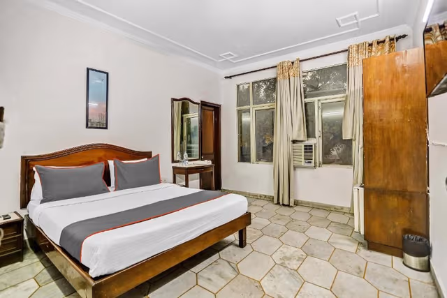 Classic Double Room