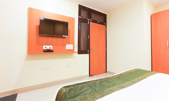 Deluxe Double or Twin Room, City View