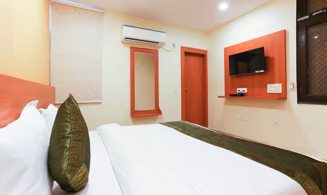 Deluxe Double or Twin Room, City View