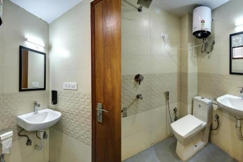Deluxe Double Balcony Room