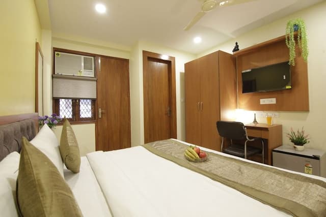 Deluxe Double Room, Balcony, City View