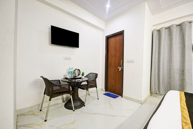 Deluxe Room, City View