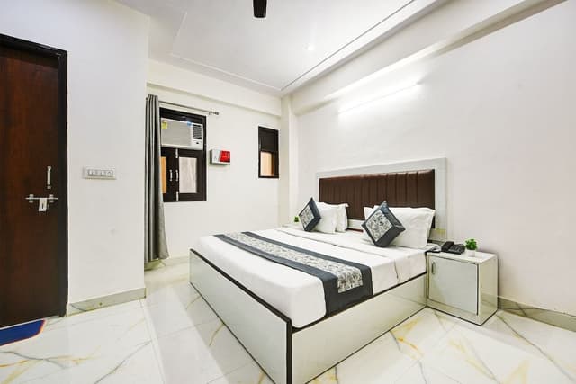 Deluxe Room, City View