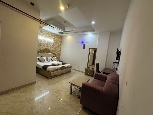 Luxury Room