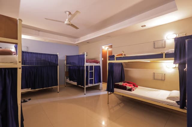 8 Bed Share Mixed