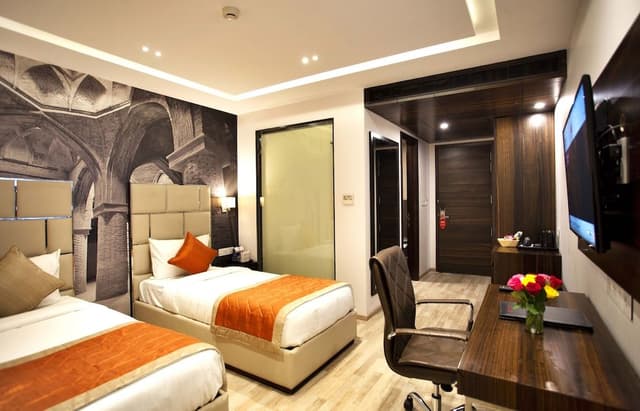 Premium Twin Room, 1 King Bed, Non Smoking