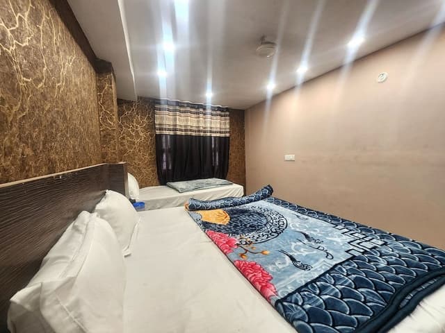 Deluxe Triple Room, City View