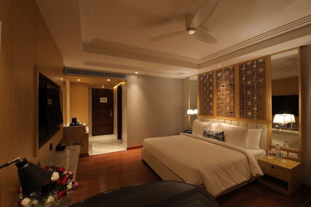 Deluxe Room, 1 King Bed, Non Smoking