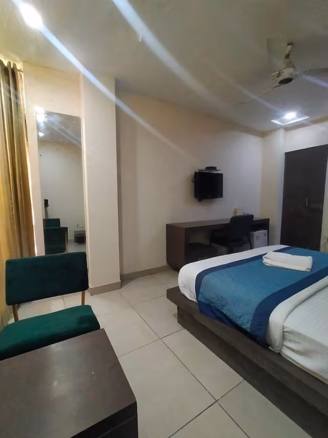 Executive Room