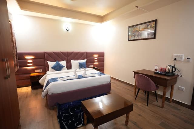 Executive Room with Bathtub