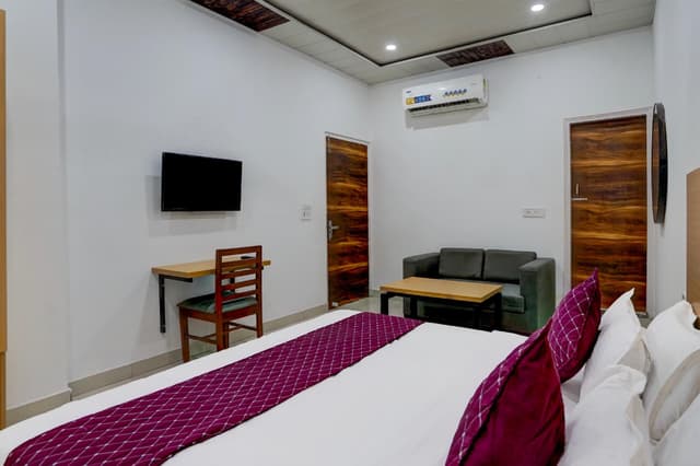 Superior Room with City View