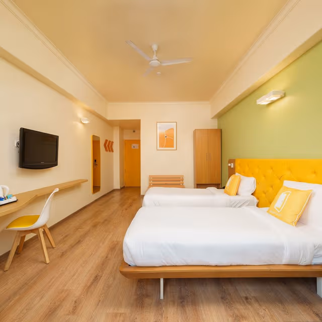 Standard Twin Room