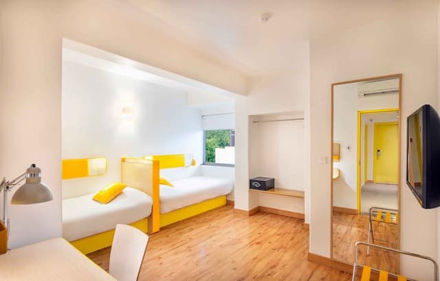 Standard Twin Room