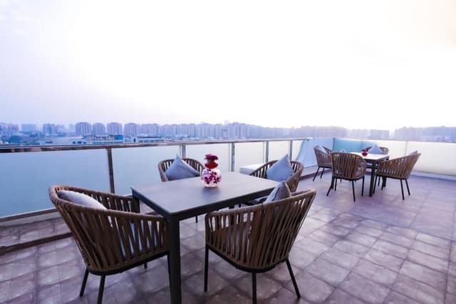 Premium Suite with Terrace