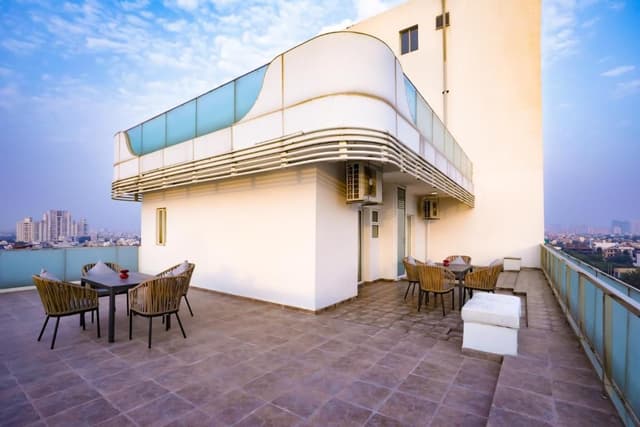 Premium Suite with Terrace