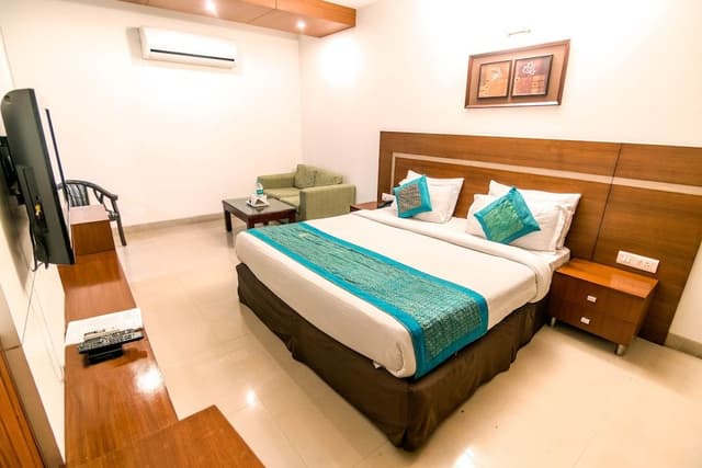 Premium Single Room