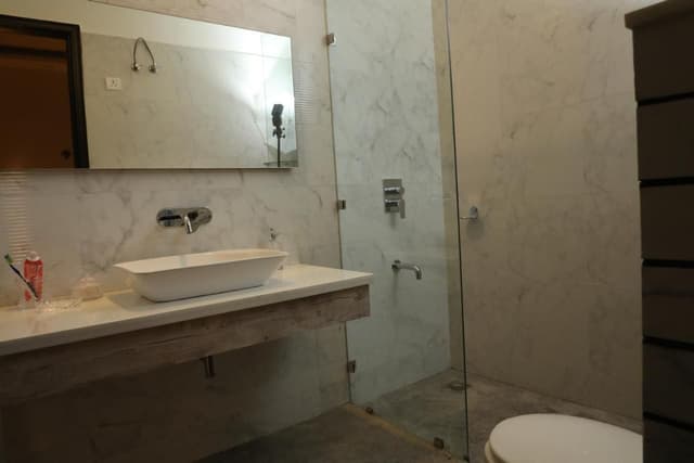 Deluxe Double Room 2