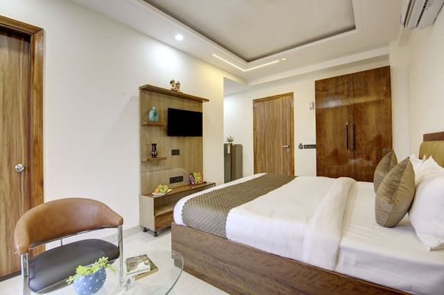 Executive Room