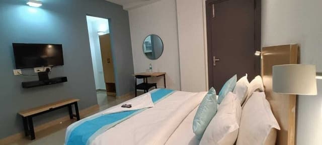 Deluxe Room, Balcony
