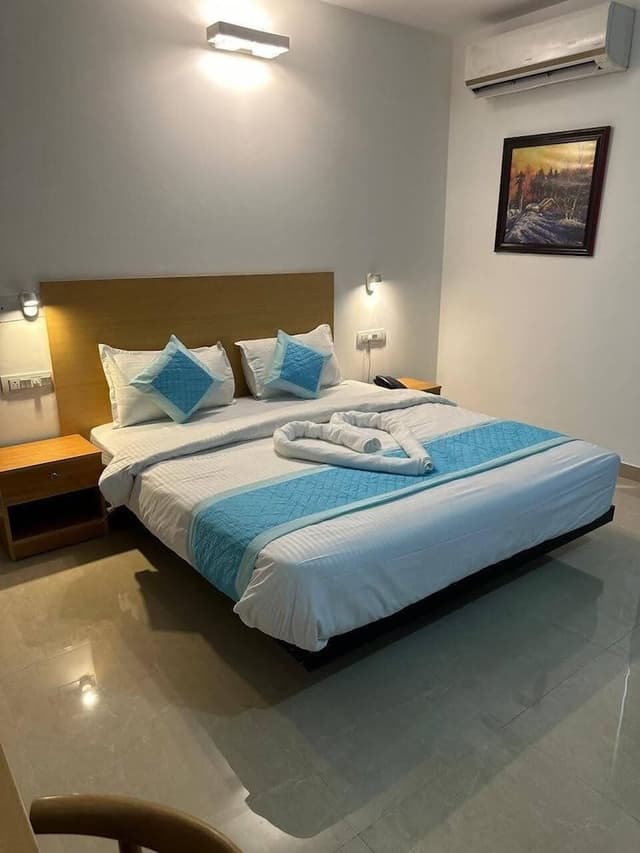 Deluxe Room, Balcony