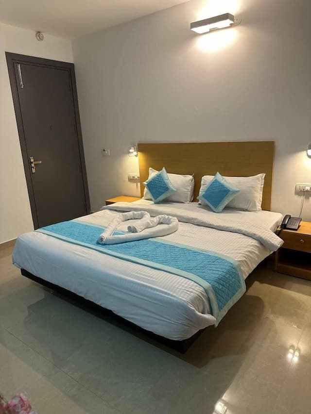 Deluxe Room, Balcony