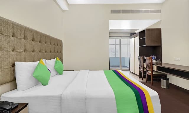 Deluxe Double Room, City View
