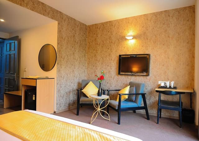 Deluxe Double Room, Balcony, City View