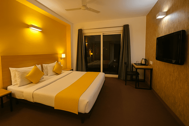 Deluxe Room with Balcony
