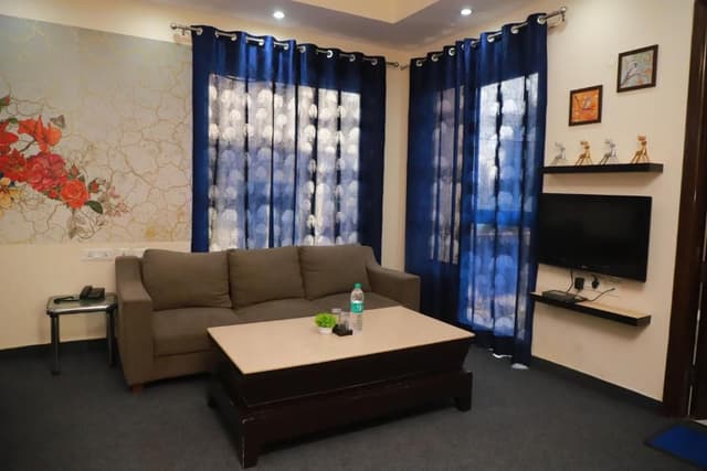 Deluxe Suite