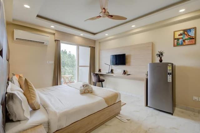 Superior Apartment, Balcony, City View