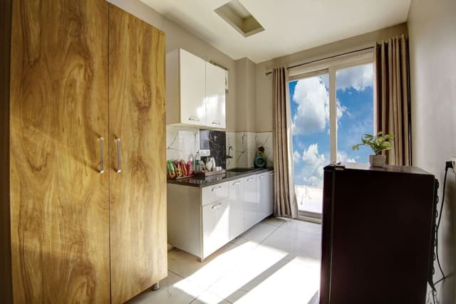 Deluxe Room, Balcony, City View