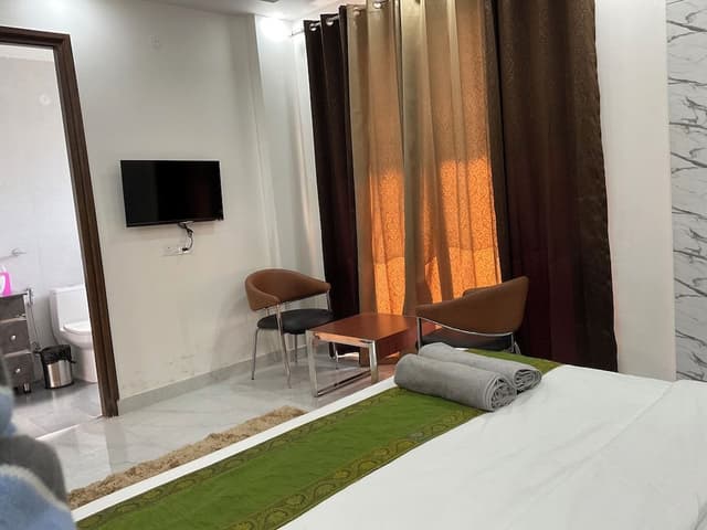 Comfort Single Room, Balcony, City View