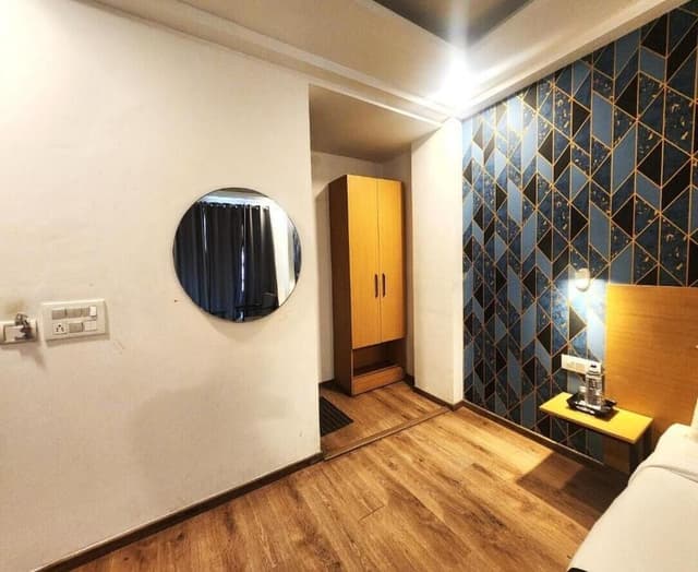 Deluxe Double Room, Balcony, City View