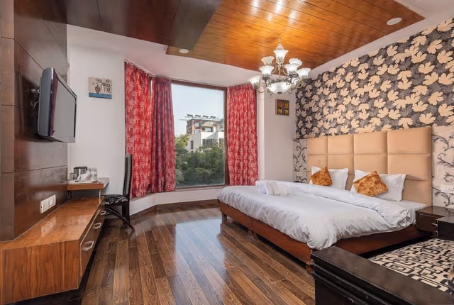 Deluxe Double Room, City View