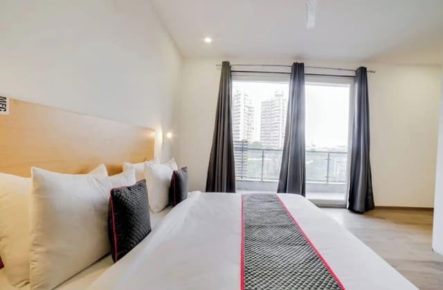 Superior Double Room, Balcony, City View