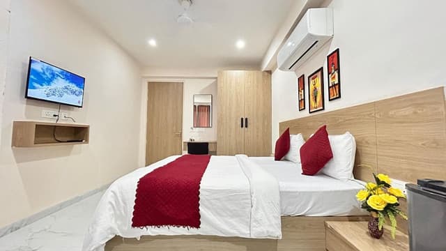 Elite Room, City View