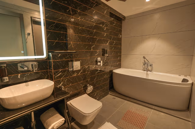 Executive Suite with Jacuzzi