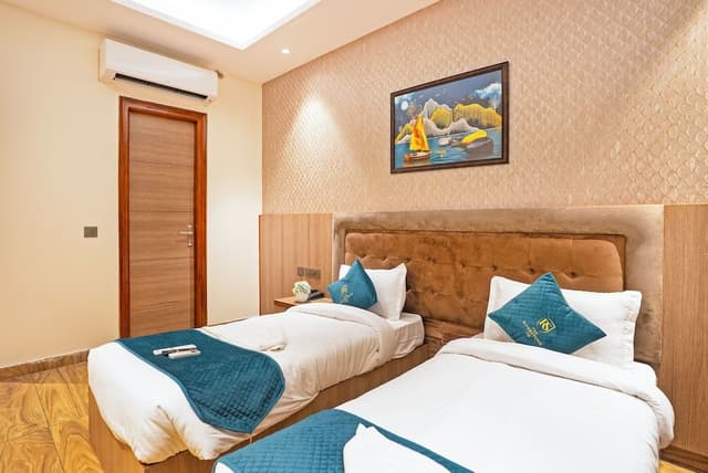 Superior Twin Room