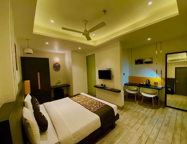 Elite Double or Twin Room, Hot Tub, City View