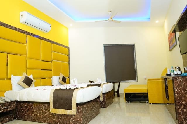 Superior Triple Room