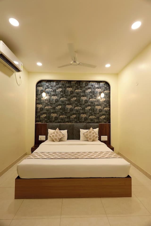 Comfort Double Room, City View