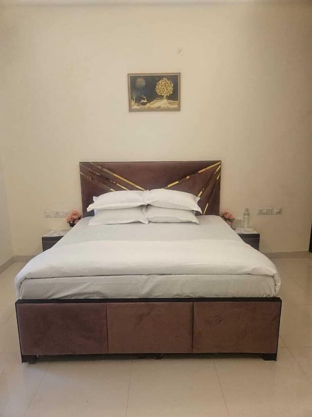 Deluxe Double or Twin Room, Courtyard View