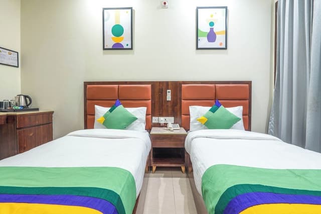 Standard Twin Room