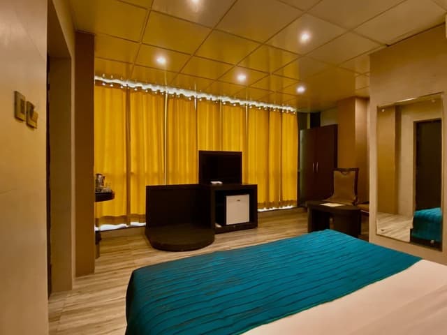 Luxury Double or Twin Room, City View