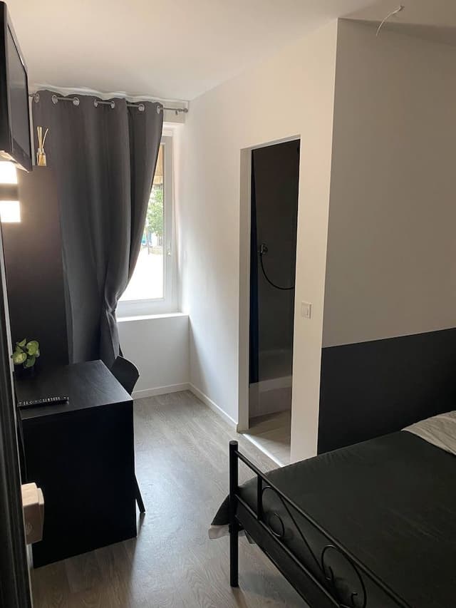 Double Room (with shower)
