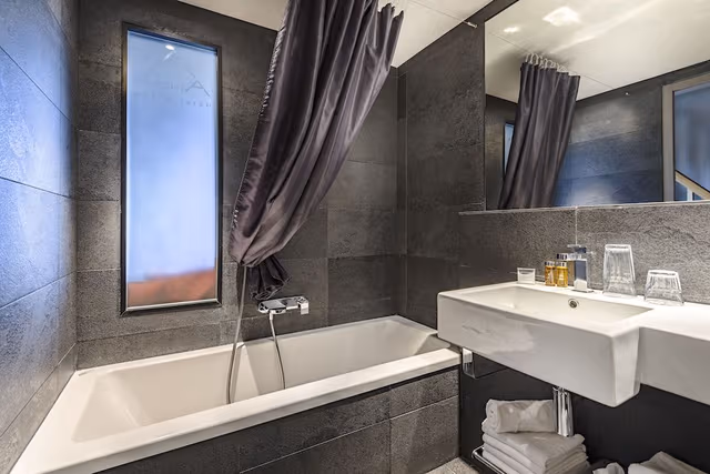 Superior Triple Room, Balcony